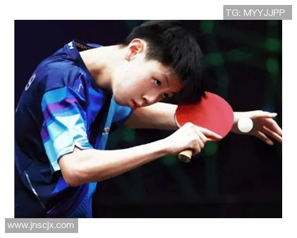 周磊倾情分享篮球技巧与心得助你提升球技的独特之路 周磊倾情分享篮球技巧与心得助你提升球技的独特之路