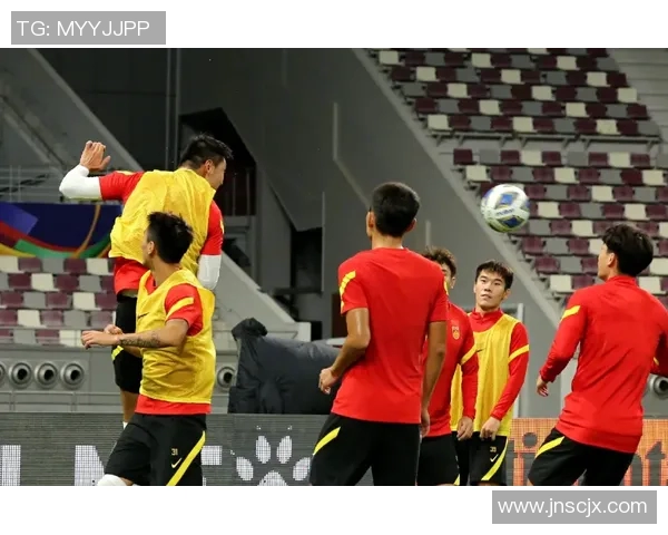 杭州足球队逆袭之路挑战赛特别报道展现拼搏精神与团队力量 杭州足球队逆袭之路挑战赛特别报道展现拼搏精神与团队力量